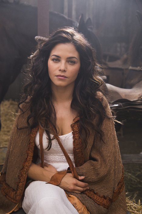 Jenna Dewan - Witches of East End - Poe Way Out - Z filmu
