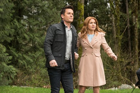 Yannick Bisson, Candace Cameron Bure - Three Bedrooms, One Corpse: An Aurora Teagarden Mystery - Photos