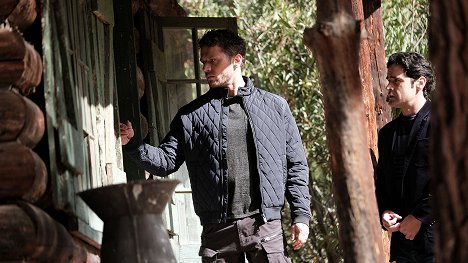 Ryan Phillippe, Jesse Bradford - Shooter - Sins of the Father - Photos