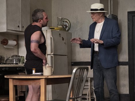 Eddie Marsan, Jon Voight - Ray Donovan - Dream On - Photos