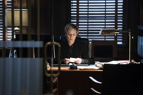 Liza Weil - How to Get Away with Murder - Don't Go Dark on Me - Photos