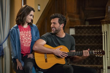 Soni Bringas, Juan Pablo Di Pace - Fuller House - Angels' Night Out - Photos