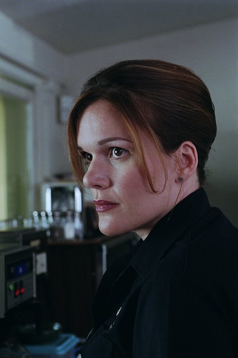 Catherine Dent - Policejní odznak - Pilot - Z filmu