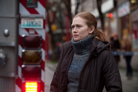 Mireille Enos - The Killing - Numb - Photos