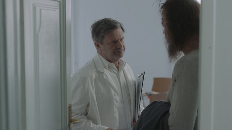 József Gyabronka - Szerepzavar - De la película