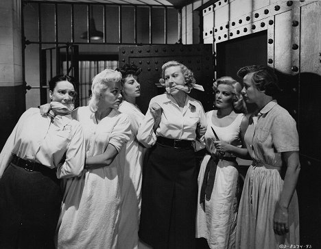 Jan Sterling, Gertrude Michael, Cleo Moore, Phyllis Thaxter