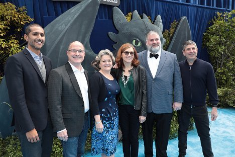 World premiere of "How to Train Your Dragon: The Hidden World" at the Regency Village Theatre on Saturday, Feb. 9, 2019, in Los Angeles - Bradford Lewis, Bonnie Arnold, Dean DeBlois