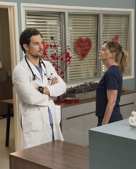 Giacomo Gianniotti, Ellen Pompeo - Grey's Anatomy - Girlfriend in a Coma - Photos