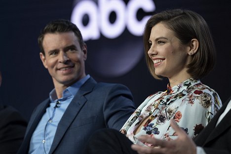 The cast and executive producers of ABC’s “Whiskey Cavalier” addressed the press at the 2019 TCA Winter Press Tour, at The Langham Huntington, in Pasadena, California - Lauren Cohan - Whiskey Cavalier - Z imprez