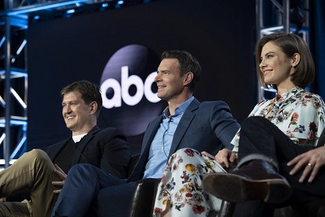 The cast and executive producers of ABC’s “Whiskey Cavalier” addressed the press at the 2019 TCA Winter Press Tour, at The Langham Huntington, in Pasadena, California - Scott Foley, Lauren Cohan - Whiskey Cavalier - Z imprez