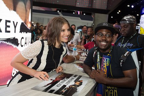 The cast and executive producers of ABC’s “Whiskey Cavalier” addressed the press at the 2019 TCA Winter Press Tour, at The Langham Huntington, in Pasadena, California - Lauren Cohan - Whiskey Cavalier - Z akcí