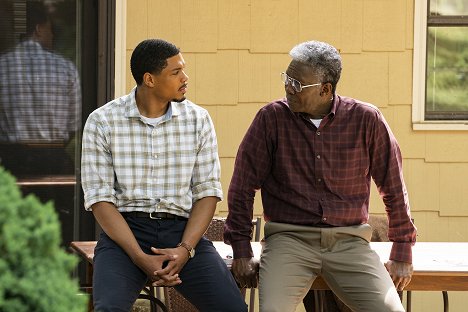 Ray Fisher, Mahershala Ali - A törvény nevében - Hunters in the Dark - Filmfotók