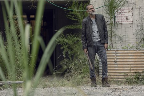 Jeffrey Dean Morgan - Živí mrtví - Přizpůsobení - Z filmu
