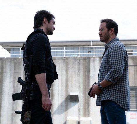 Vincent Piazza, Mark-Paul Gosselaar - The Passage - I Want to Know What You Taste Like - Photos