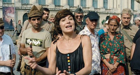 Ioana Iacob - "Mir ist es egal, wenn wir als Barbaren in die Geschichte eingehen" - Filmfotos