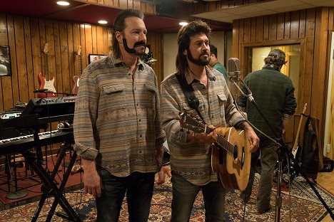 John Corbett, Billy Ray Cyrus - Still the King - Trayning Day - Film