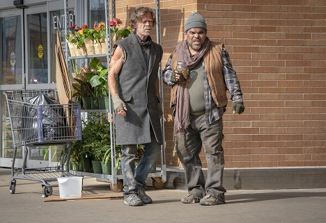 William H. Macy, Luis Guzmán - Shameless - The Hobo Games - Photos