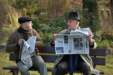 Robert Nebřenský, Tomáš Hanák - Strážmistr Topinka - Zločin v lese - Filmfotók