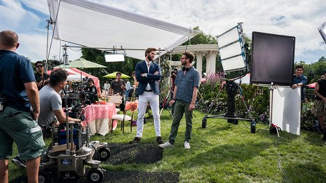 Liam Hemsworth, Todd Strauss-Schulson - Hát nem romantikus? - Forgatási fotók