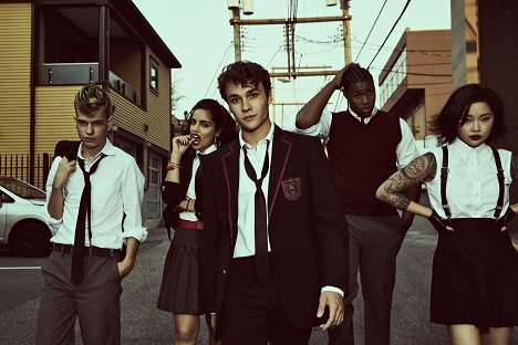 Liam James, María Gabriela de Faría, Benjamin Wadsworth, Luke Tennie, Lana Condor - Deadly Class - Promoción