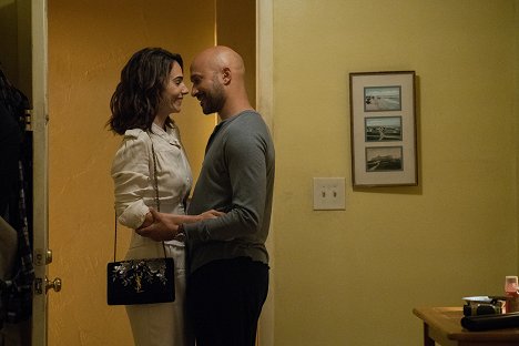 Annie Parisse, Keegan-Michael Key - Friends from College - Les Vieilles Habitudes - Film