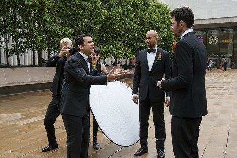 Fred Savage, Keegan-Michael Key, Billy Eichner - Friends from College - Die Hochzeit - Filmfotos