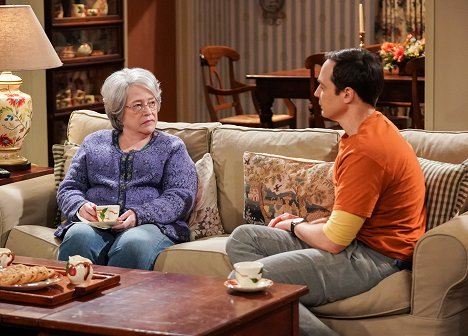 Kathy Bates, Jim Parsons - The Big Bang Theory - The Consummation Deviation - Photos