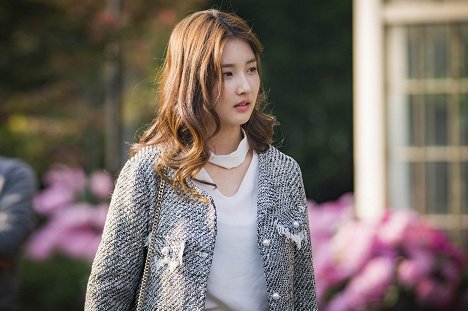 Ji-hyun Son - Eojjeoda kyeolhun - Filmfotos