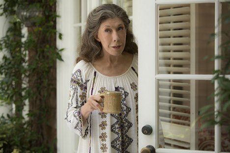 Lily Tomlin - Grace and Frankie - The Sex - Photos