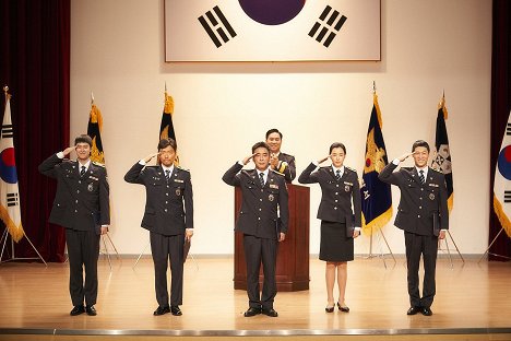 Myeong Gong, Dong-hwi Lee, Seung-ryong Ryoo, Honey Lee, Seon-kyu Jin - Extreme Job - Die Spicy-Chicken-Police - Filmfotos