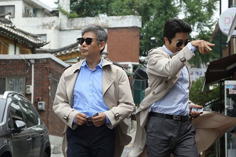Dong-il Seong, Sang-woo Kwon - The Accidental Detective 2 - Photos