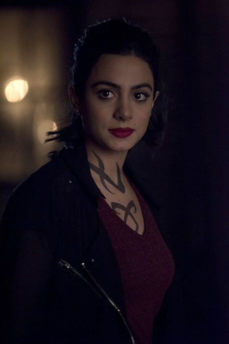 Emeraude Toubia - Shadowhunters: The Mortal Instruments - Zagubione dusze - Z filmu