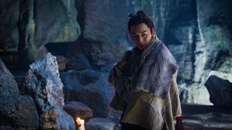 Ethan Li - The Heaven Sword and the Dragon Sabre - De la película