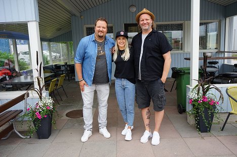 Sami Hedberg, Hillaelina Hämäläinen, Kim Sainio - Burger Tour - Promo