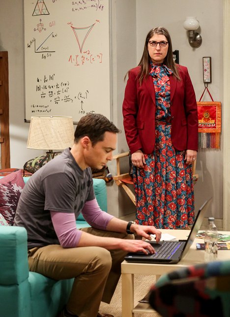 Jim Parsons, Mayim Bialik - The Big Bang Theory - The Paintball Scattering - Photos