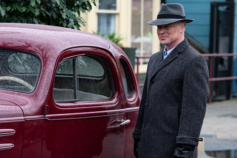 Neal McDonough - Project Blue Book - The Scoutmaster - Filmfotos