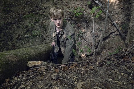 Matt Lintz - Živí mrtví - Strážci - Z filmu