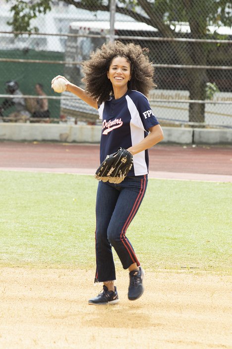 Jasmin Savoy Brown - For the People - First Inning - Z filmu