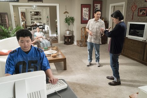 Hudson Yang, Lucille Soong, Randall Park, Jimmy O. Yang - Fresh Off the Boat - Mister Volleyball - Filmfotos