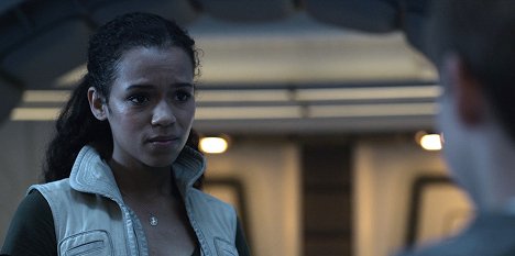 Taylor Russell - Ztraceni ve vesmíru - Vzkříšení - Z filmu