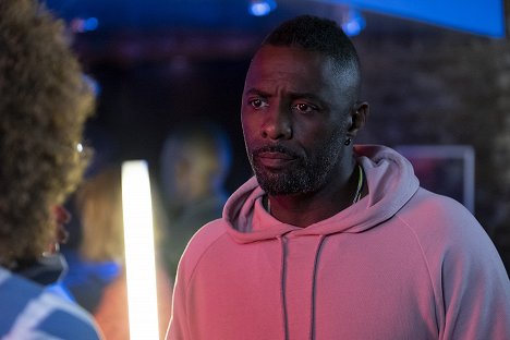 Idris Elba - Adj neki, Charlie! - Episode 2 - Filmfotók