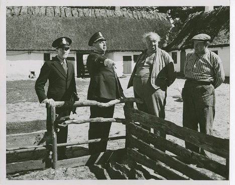 Per Björkman, Thor Modéen, Oscar Winge, Harry Persson - Jolanta, den gäckande suggan - Filmfotos