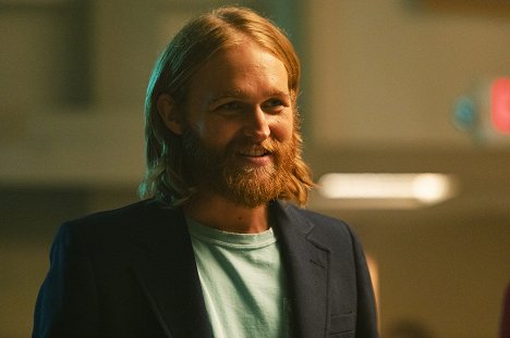 Wyatt Russell - Lodge 49 - Apogee - Z filmu