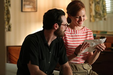 Scoot McNairy, Kerry Bishé - Halt & Catch Fire - Working for the Clampdown - Film
