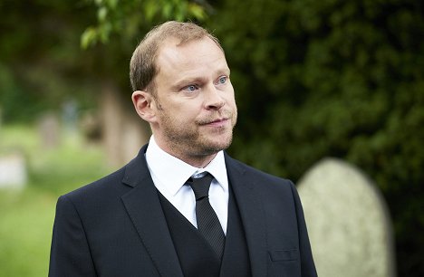 Robert Webb - Back - Episode 1 - Van film