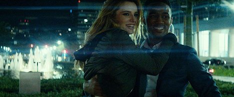 Bella Thorne, Jessie T. Usher - Ride - Van film