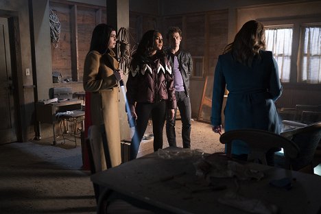Sofia Carson, Sydney Park, Eli Brown - Pretty Little Liars: The Perfectionists - ...If One of Them is Dead - Photos