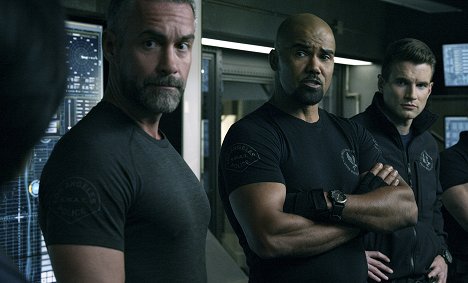 Jay Harrington, Shemar Moore, Alex Russell - S.W.A.T. - Prendre sous son aile - Film