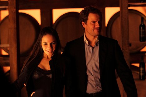 Anna Silk, Anthony Lemke - Lost Girl - Table for Fae - Photos