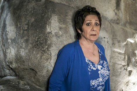 Ivonne Coll - Jane the Virgin - Chapter Fifty-Nine - Photos